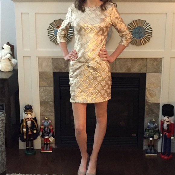 Dress - Picture 1 of 4